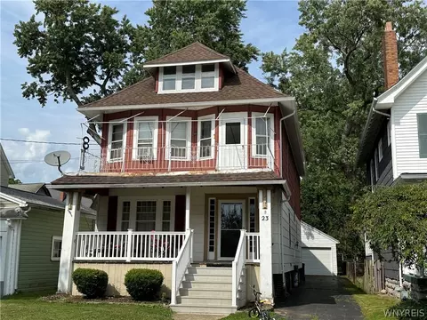 23 Indian Orchard Pl, Buffalo, NY 14210