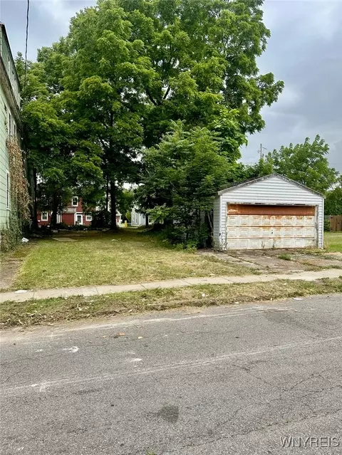 368 Madison St, Buffalo, NY 14212