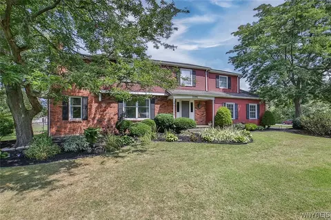 7191 Lincoln Avenue Ext, Lockport, NY 14094