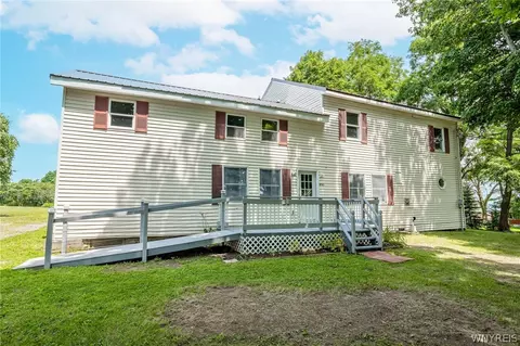 4761 Old Buffalo Rd, Warsaw, NY 14569