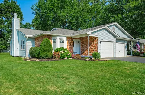 4814 Cambridge Dr #A, Lockport, NY 14094