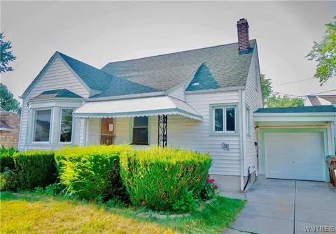 52 Coralwood Ct, Cheektowaga, NY 14215