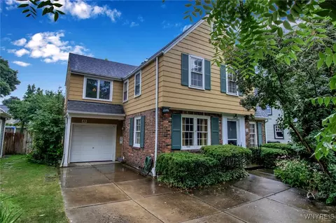 53 Woodcrest Blvd, Buffalo, NY 14223