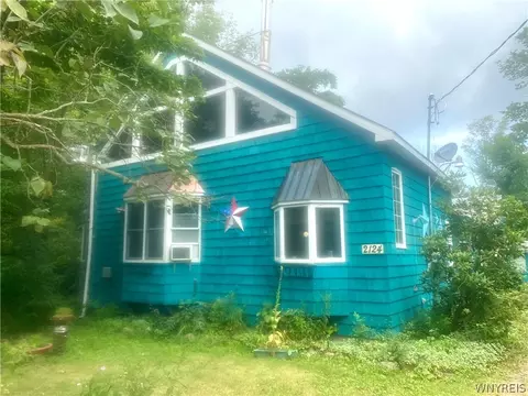 2124 Ferrier Rd, Eden, NY 14057