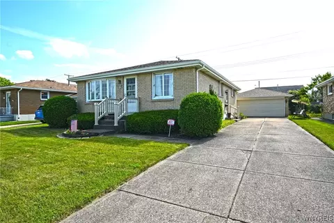 113 Saint Felix Ave, Cheektowaga, NY 14227