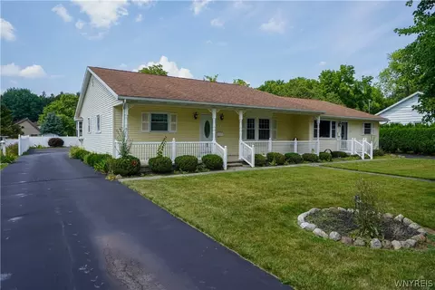 127 Union St, Batavia, NY 14020