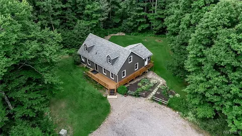 4189 Fullington Rd, Attica, NY 14011