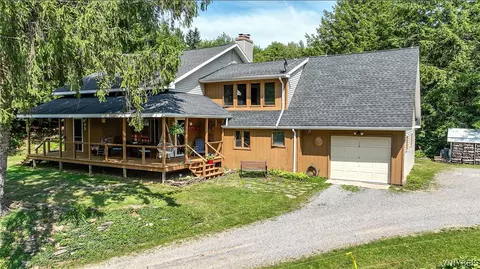 8931 Hayes Hollow Rd, Colden, NY 14033