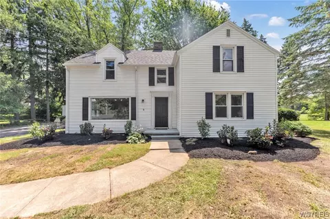 11693 Main Rd, Newstead, NY 14001