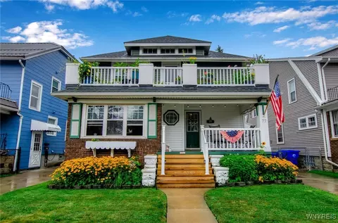 77 Columbia Pkwy, West Seneca, NY 14224