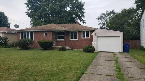 148 Redwood Ter, Amherst, NY 14221