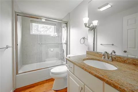 5651 West Blf, Burt, NY 14028 photo 31