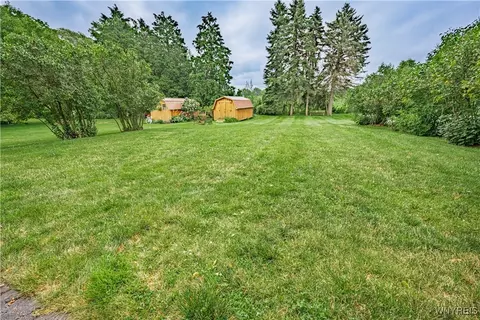 5651 West Blf, Burt, NY 14028 photo 44