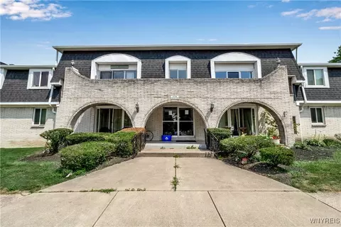 114 Harrogate #B, Amherst, NY 14221