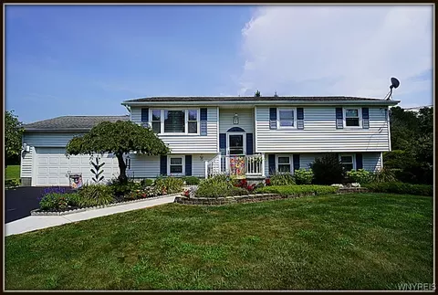 2471 Hess Rd, Appleton, NY 14008 photo 2