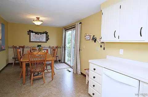 2471 Hess Rd, Appleton, NY 14008 photo 10