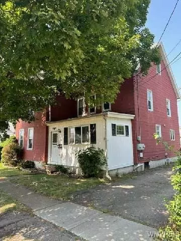 54 N Ermine St, Dunkirk, NY 14048