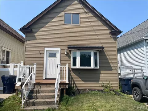 38 Rich Pl, Lackawanna, NY 14218