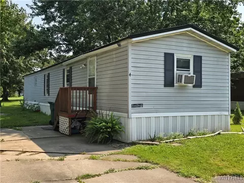 4 Pebbleridge, Ridgeway, NY 14103