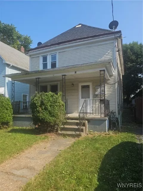 19 Lansing St, Buffalo, NY 14207