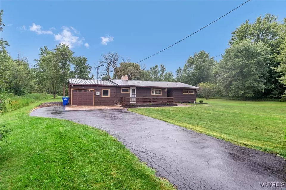  1162 Pletcher Rd, Youngstown, NY 14174 photo 3