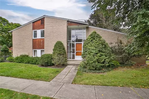 92 Woodbridge Ave, Buffalo, NY 14214