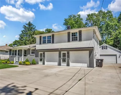 269 Broezel Ave, Lancaster, NY 14086