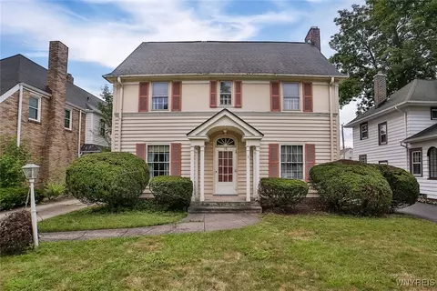 19 Burke Dr, Buffalo, NY 14215