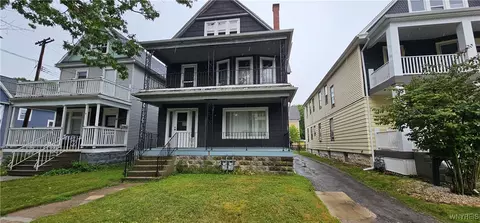 109 Indian Church Rd, Buffalo, NY 14210