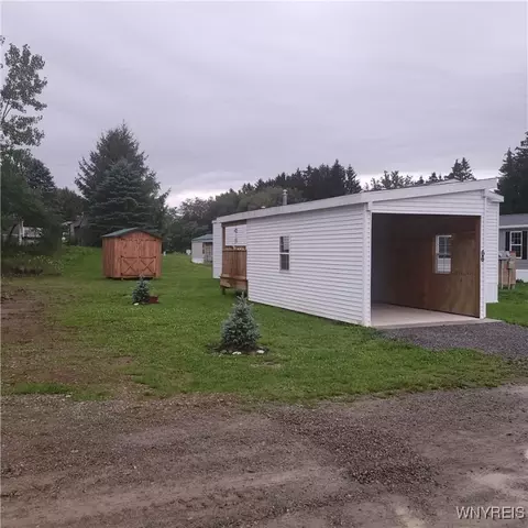 66 Genna Ln, Delevan, NY 14042 photo 3