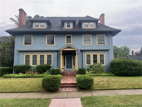 30 Saybrook Pl, Buffalo, NY 14209