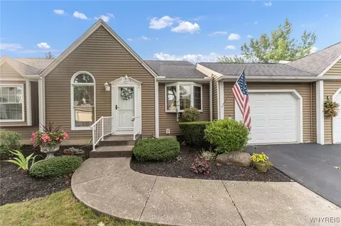 3 Old Mill Cir, Elma, NY 14059