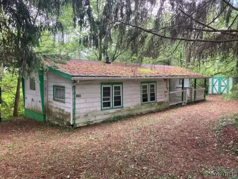 3505 Hermitage Rd, Orangeville, NY 14569