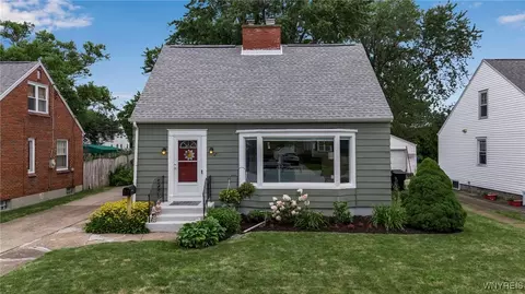 29 Wellington Ave, Buffalo, NY 14223