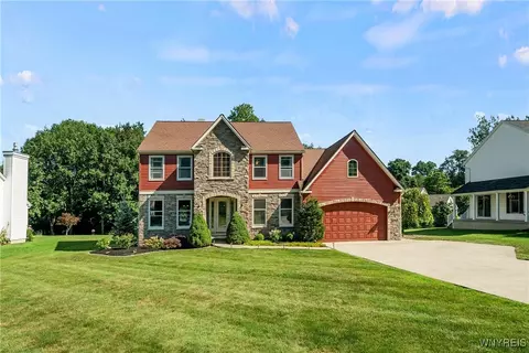 350 Independence Dr, Orchard Park, NY 14127