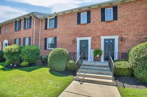 6 Tralee Ter, East Amherst, NY 14051