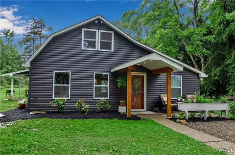 1680 Mill Rd, Aurora, NY 14052