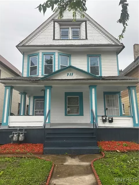 711 Walden Ave, Buffalo, NY 14211