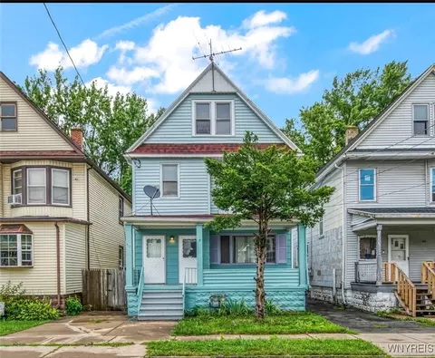 62 Trowbridge St, Buffalo, NY 14220