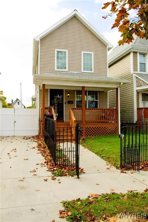 56 Lawrence Pl, Buffalo, NY 14213