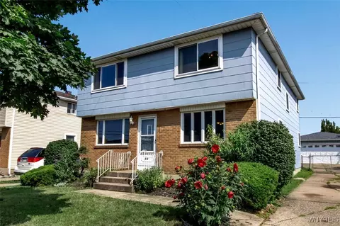 100 Meadowlawn Rd, Cheektowaga, NY 14225