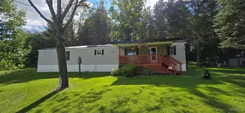 2082 Dale Rd, Warsaw, NY 14569