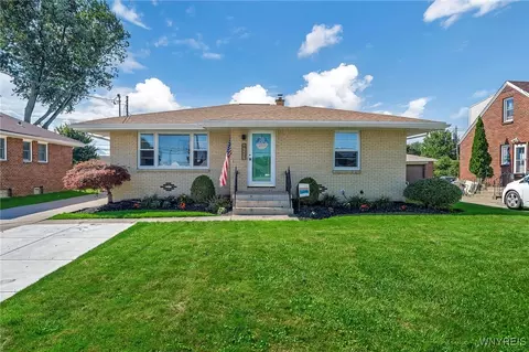 427 Martin Rd, Lackawanna, NY 14218