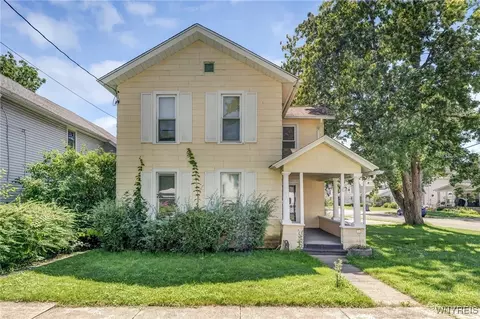 163 Price St, Lockport, NY 14094