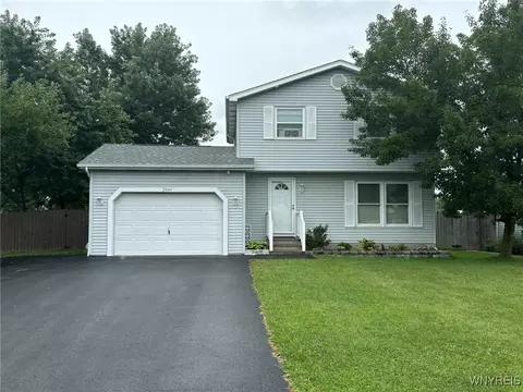2444 Lake Mead Rd, Wheatfield, NY 14304