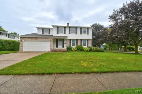 79 Dorset Dr, Depew, NY 14043