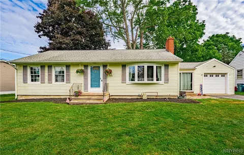 6161 Howell Ave, Newfane, NY 14108