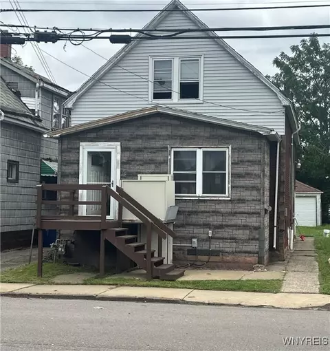 69 Greene St, Buffalo, NY 14206
