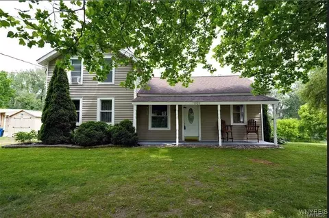 11929 Ridge Rd, Ridgeway, NY 14103