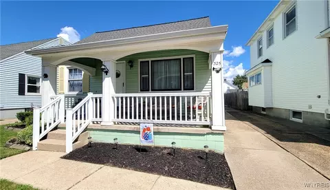 325 Tremont Ave, Kenmore, NY 14217